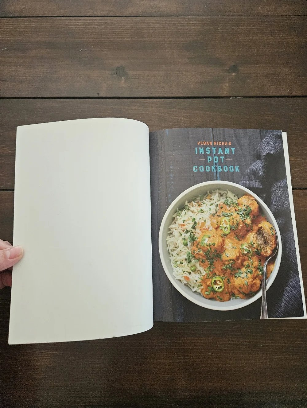 Vegan Richa's Instant Pot™ Cookbook: 150 Plant-based Recipes from Indian Cuisine - Picture 2 of 14